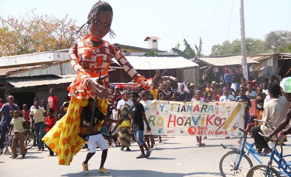 Le Grand Alahady Festival sur la thématique « en route pour l’école, en route vers le futur » anime la ville du soleil